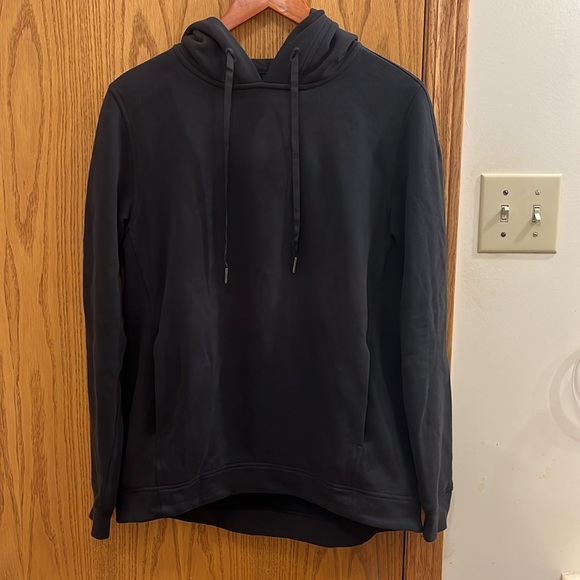 Lululemon Wind Down Pullover in Black - Picture 4 of 13